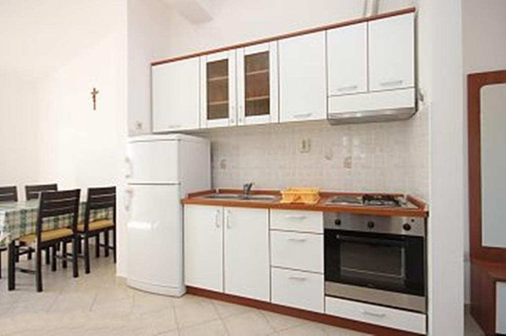 Apartments Pasman Banj Pokoj fotografie